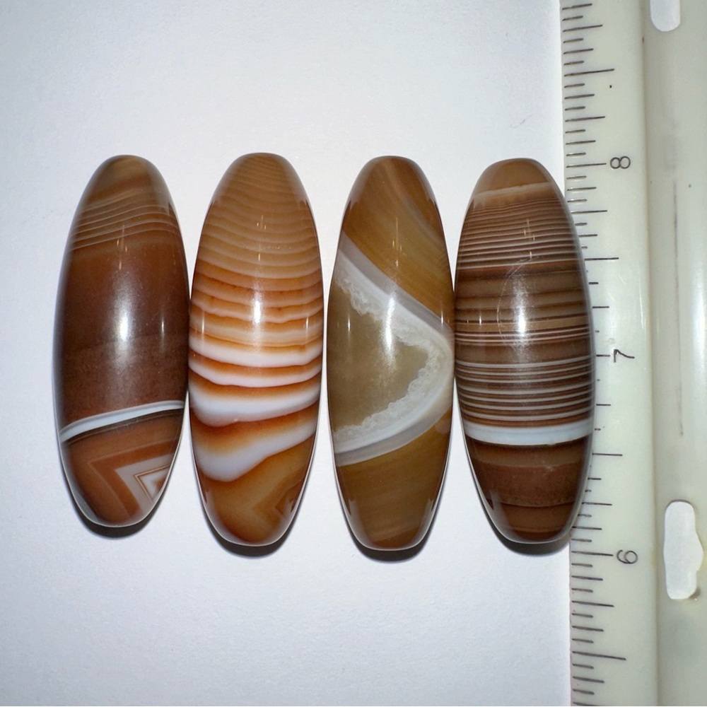 Agate drilled barrel beads